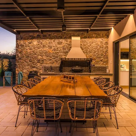 Marde Corfu * アカラヴィ